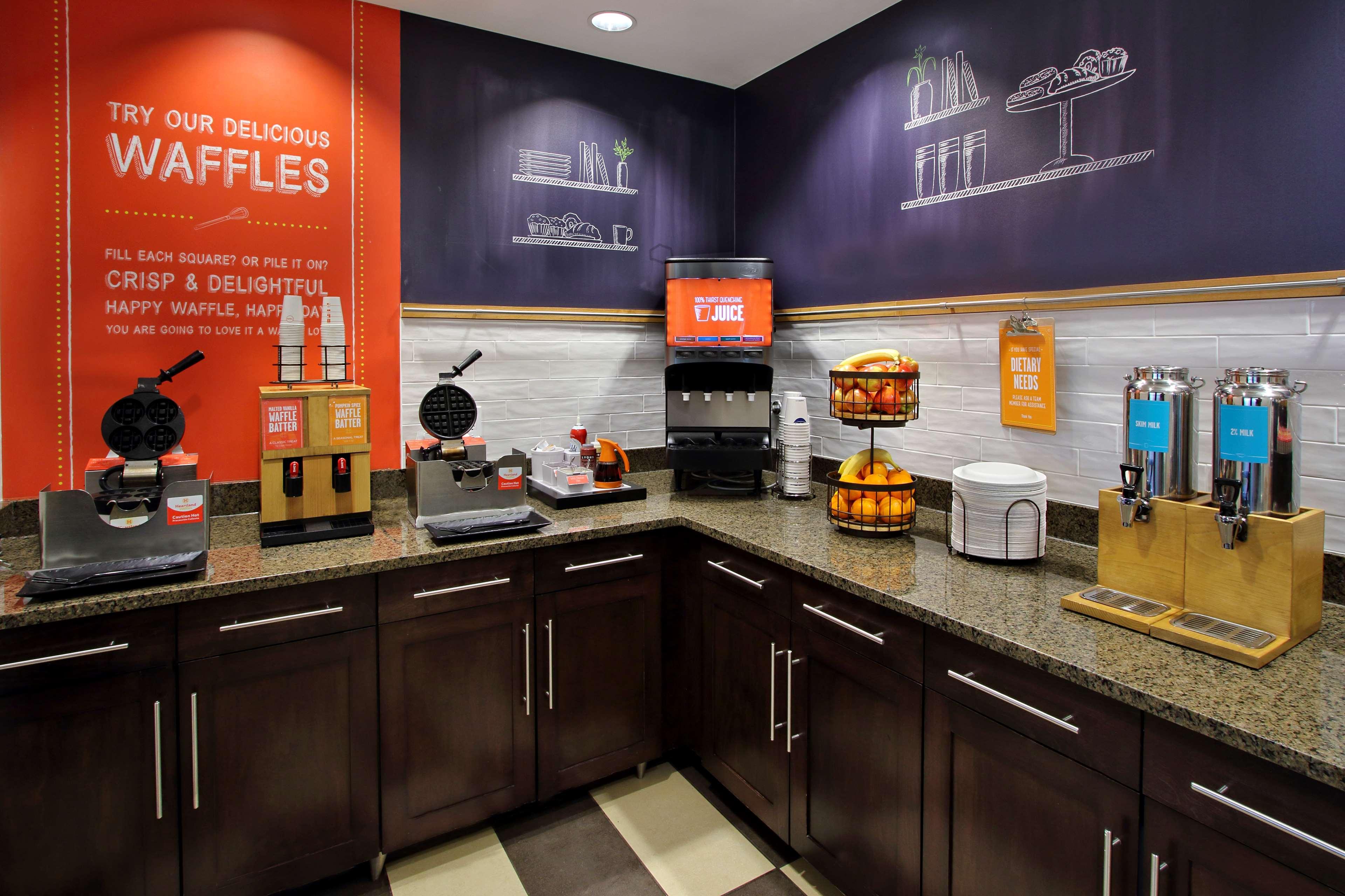 Hampton Inn Хагерстаун Экстерьер фото